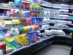 -中百仓储超市有限公司(越秀星汇维港店)