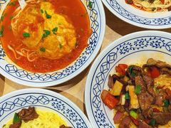 -李与白包子铺(桐梓林店)