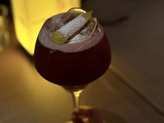 -FOUR PLAY BAR