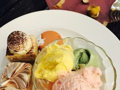 -东方红海鲜百汇(国际大厦店)