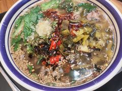 -云阿蛮云南生烫牛肉米线(奉贤路店)