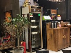 -愉肴麻辣香锅(中山路店)
