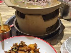 -冯烫烫跷脚牛肉·川菜小馆(武胜西街店)