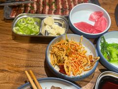 -明洞阿姨·韩式酱蟹烤肉·创意料理(三元桥店)