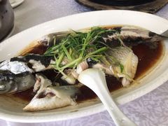 清蒸鲩鱼-珠江餐厅