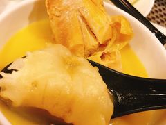 -鲜入围煮花胶鸡海鲜火锅