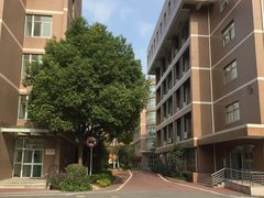 -上海市实验学校