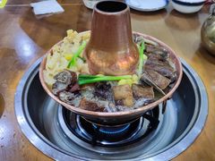 -岳记兴隆·青城腊排铜火锅(融创店)