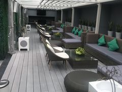 -The ROOF (通盈中心店)