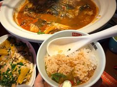 -魏铭鱼头捞饭(晋阳路店)