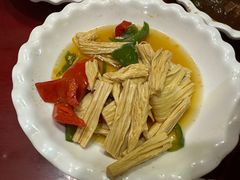 -金杨拉面王小吃面馆·牛三宝面·红烧牛肉粉