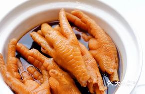 Braised Chicken Feet in Abalone Sauce