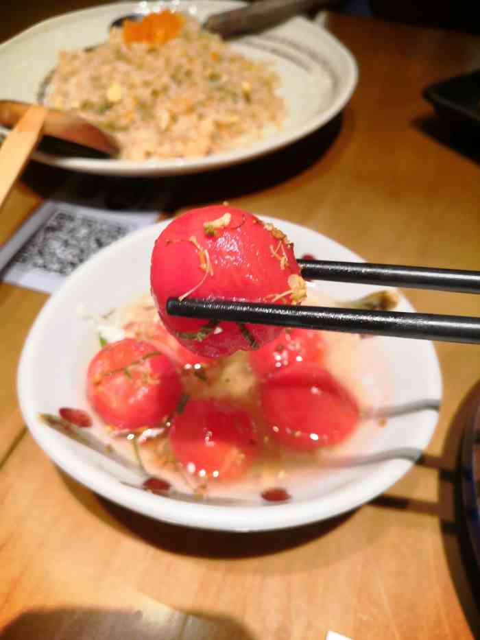 岩窟王北海道拉面(德思勤店)-"环境是很日式风格的,服务员也会说一句