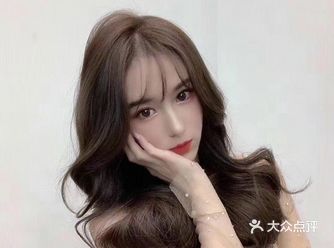 圆脸鹅蛋脸的女生发型  可盐可甜