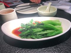 -蝴蝶里·粤菜·点心(滨江龙湖店)