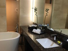 -青岛海尔洲际酒店