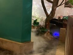 景观位-佬麻雀·新湘菜(珠海金发购物中心店)