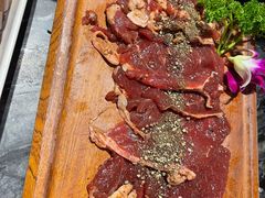 -热火朝天鲜切牛肉火锅(南强街巷店)