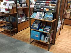 -百新书局(尚悦湾店)