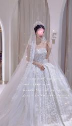 -艾米丽婚纱礼服