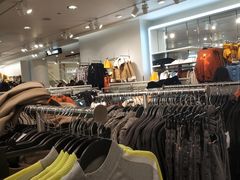 -H&M(天一广场店)