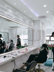 -镁连社·美联社