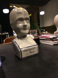 -TWOFACE 双面理发馆