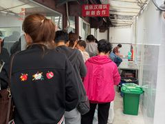 -张阿三馄饨店