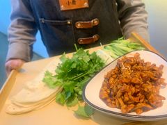 -关东小磨东北菜(上海长风大悦城店)