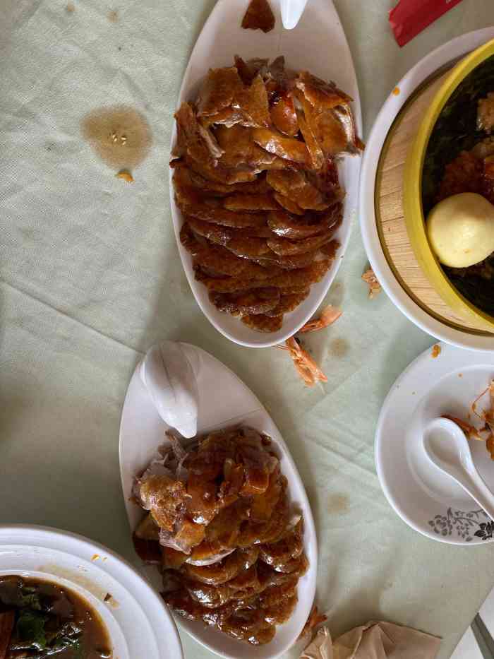 大红果酒店(东海洪店)-"是通过朋友介绍过来的,不出所料.菜色香味.