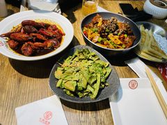 -叶派龙虾•招牌香辣蟹·海鲜(中海国际店)