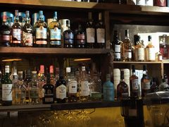 -城墙外BAR