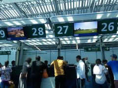 -西沃古尔·拉姆古兰爵士国际机场