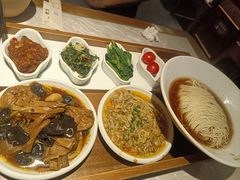 -松鹤面馆·古法焖肉面(观前店)
