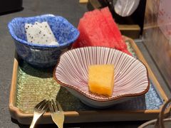 -铭牛烧肉·和牛海鲜自助(高新月牙湖店)