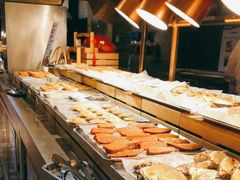 -亚马逊环球美食百汇(新城吾悦广场店)