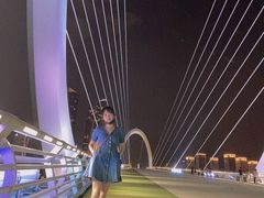 -南京眼步行桥