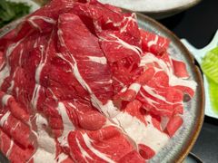-鲜入唯煮·港式海鲜牛肉火锅(金宝街店)