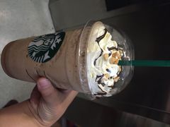 星巴克(巴黎春天店)-星巴克(太原柳巷第一店)