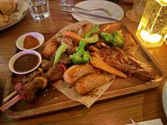 烤肉拼盘-MARU玛露音乐餐厅(大学路店)