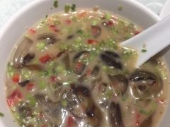 凉拌海蜇-品味居·首店·大连鲜活海鲜大连菜(东港店)