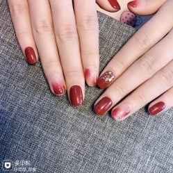 -Pink You美甲洗眉纹绣定制中心
