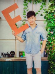 -苏菲亚婚纱影楼尊爵店(昆区店)