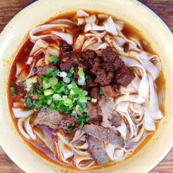 黄家塘米粉(总店)-"[薄荷]环境: 小店环境确实谈不上好,都.