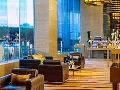 -上海龙之梦万丽酒店