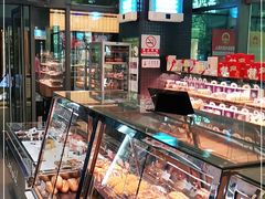 面包甜点陈列柜-巴黎贝甜(杨浦宝地店)