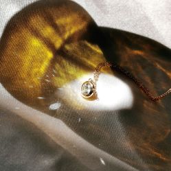 -威德钻石-克拉钻大本营(南京东路店)