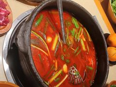 -贵厨酸汤牛肉(花果园国际中心店)