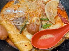 -吕阿婆骨汤麻辣烫(云岗店)