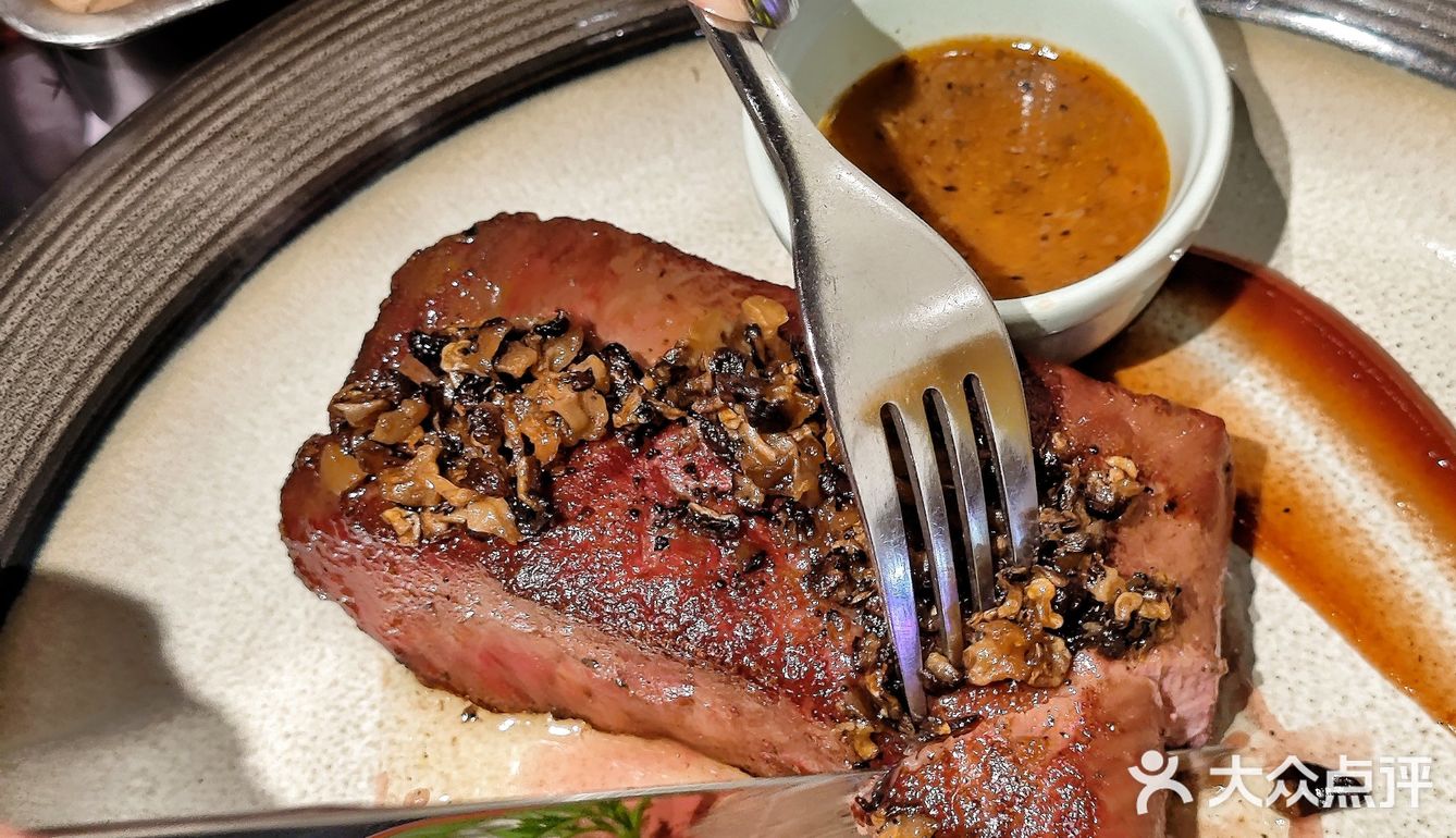 中山新店｜氛围感将至的西餐 扬·steak